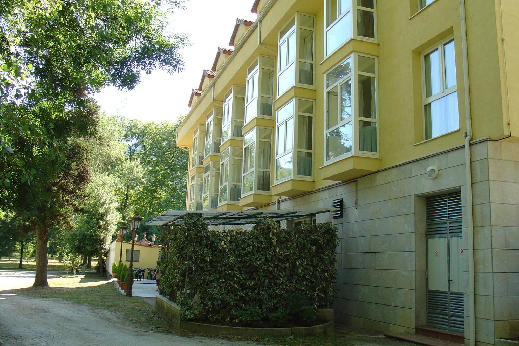 Hotel Balneario De Alceda Exterior photo